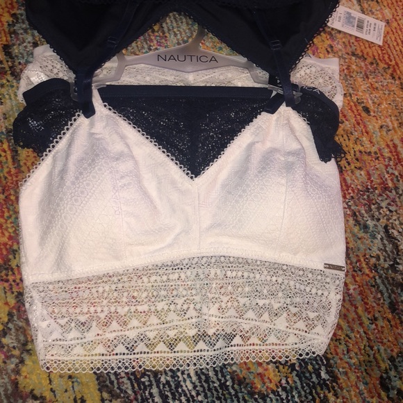 NWT Nautica 4 lace piece set. Two bras and two matching panties - Picture 2 of 7
